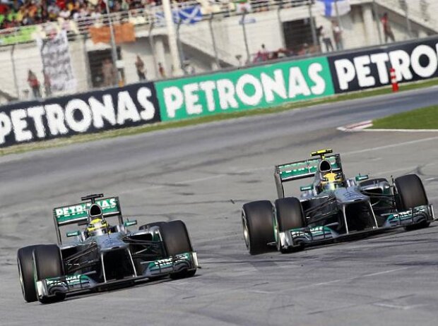 Nico Rosberg, Lewis Hamilton Nico Rosberg, Lewis Hamilton