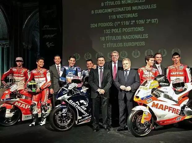 Aspar-Präsentation in Valencia Titel-Bild zur News: Aspar-Präsentation in Valencia