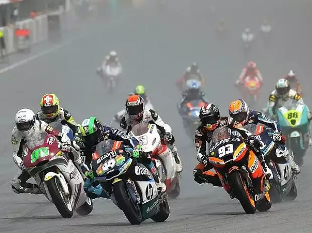 Moto2 Start Titel-Bild zur News: Moto2 Start