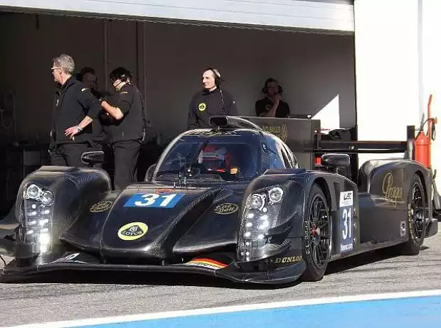 Titel-Bild zur News: James Rossiter Lotus Praga T128