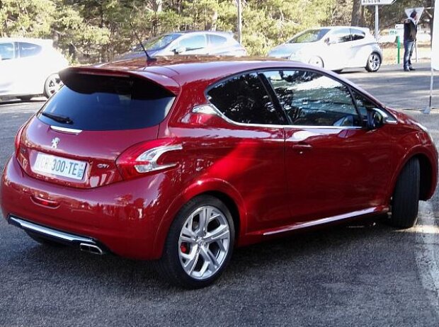 Peugeot 208 GTI 