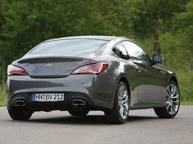 Hyundai Genesis Coupé 