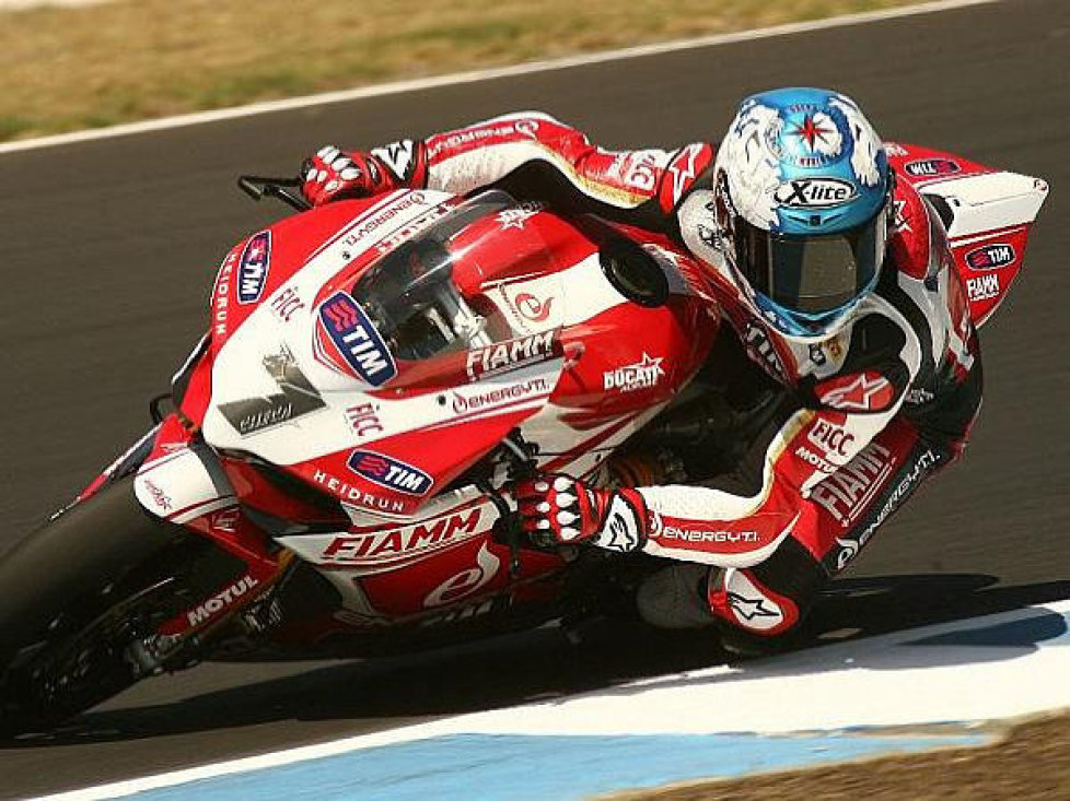 Carlos Checa