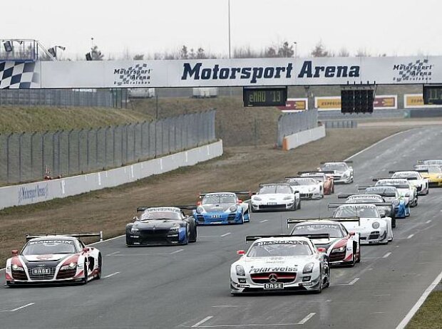 Das Starterfeld des GT-Masters für die Saison 2013 Das Starterfeld des GT-Masters für die Saison 2013