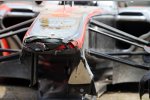 Kaputt: Die Nase am Auto von Sergio Perez (McLaren) 