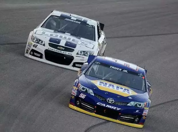 Titel-Bild zur News: Jimmie Johnson, Martin Truex Jun.
