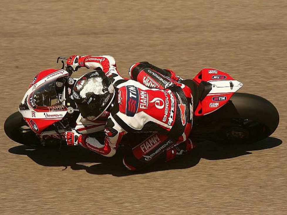 Carlos Checa