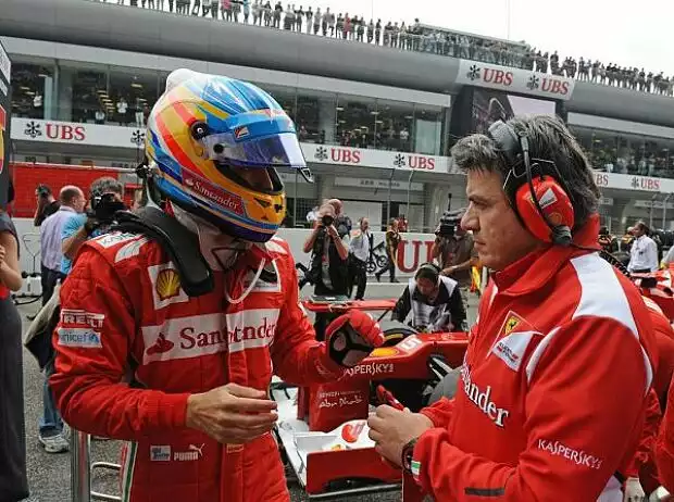 Fernando Alonso, Physiotherapeut Fabrizio Borra Titel-Bild zur News: Fernando Alonso, Physiotherapeut Fabrizio Borra