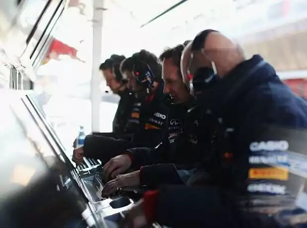 Christian Horner, Adrian Newey, Kommandostand Titel-Bild zur News: Christian Horner, Adrian Newey, Kommandostand