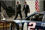 US-Präsident Barack Obama und Brad Keselowski (Penske) 