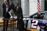 US-Präsident Barack Obama und Brad Keselowski (Penske) 