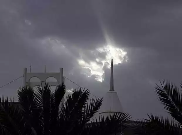 Wolken über Bahrain Titel-Bild zur News: Wolken über Bahrain