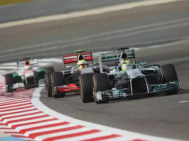 Nico Rosberg, Sergio Perez Titel-Bild zur News: Nico Rosberg, Sergio Perez