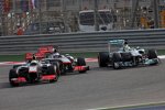 Sergio Perez (McLaren) und Jenson Button (McLaren) 