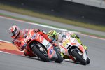 Nicky Hayden vor Andrea Iannone 