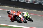 Andrea Dovizioso vor Alvaro Bautista 