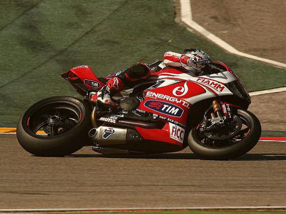 Carlos Checa