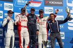 Tom Coronel (ROAL-BMW), Yvan Muller (RML-Chevrolet), Gabriele Tarquini (Honda) und Alex MacDowall (Bamboo-Chevrolet) 