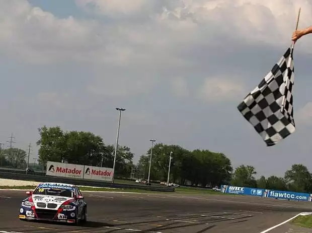 Tom Coronel Titel-Bild zur News: Tom Coronel
