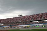 Start in Talladega mit Pole-Mann Carl Edwards (Roush) 