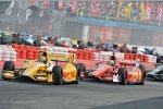 Ryan Hunter-Reay vor Tony Kanaan