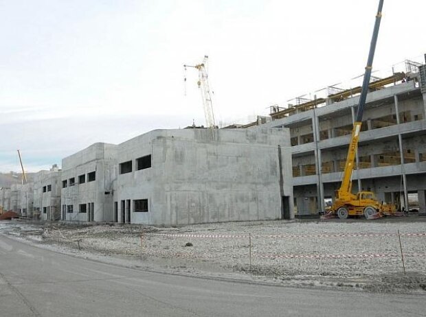 Titel-Bild zur News: Baustelle in Sotschi