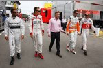 Lewis Hamilton (Mercedes), Paul di Resta (Force India) und Jenson Button (McLaren) 