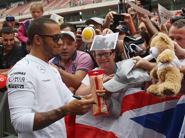 Lewis Hamilton Lewis Hamilton