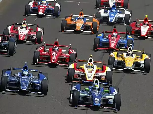 Tony Kanaan, Alex Tagliani, Scott Dixon, Ryan Hunter-Reay, Graham Rahal, Justin Wilson, Charlie Kimball Titel-Bild zur News: Tony Kanaan, Alex Tagliani, Scott Dixon, Ryan Hunter-Reay, Graham Rahal, Justin Wilson, Charlie Kimball