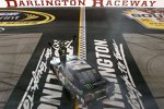 Zweiter Darlington-Sieg für Kyle Busch (Gibbs) in der Nationwide-Serie