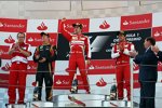 Stefano Domenicali, Fernando Alonso (Ferrari), Felipe Massa (Ferrari) und Kimi Räikkönen (Lotus) 