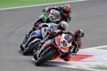 Sylvain Guintoli vor Marco Melandri und  Tom Sykes 