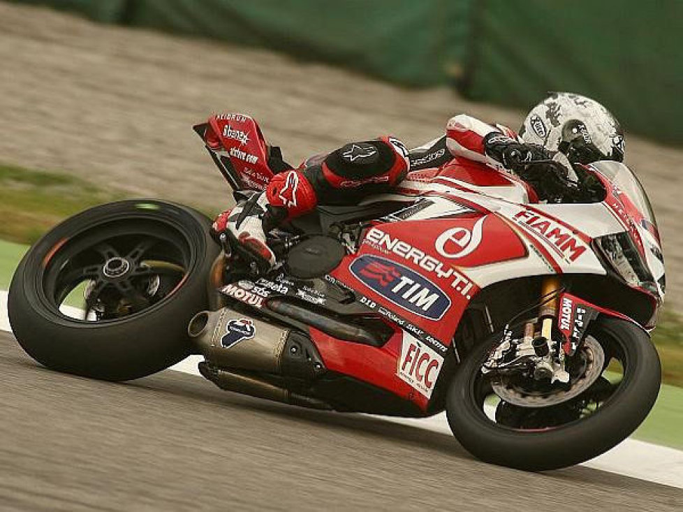 Carlos Checa