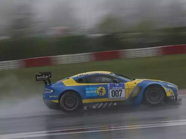 Pedro Lamy, Allan Simonsen, Stefan Mücke, Darren Turner Titel-Bild zur News: Pedro Lamy, Allan Simonsen, Stefan Mücke, Darren Turner