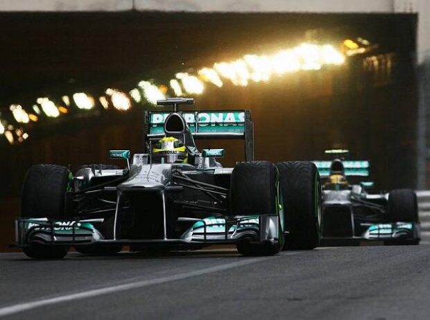 Nico Rosberg, Lewis Hamilton Nico Rosberg, Lewis Hamilton