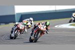 Eugene Laverty vor Davide Giugliano 