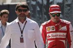 Fernando Alonso (Ferrari) mit seinem Manager Luiz Garcia Abad