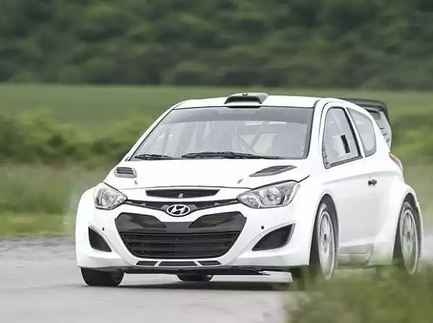 Hyundai i20 WRC Titel-Bild zur News: Hyundai i20 WRC