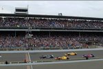 Finish unter Gelb: Tony Kanaan (KV) vor Carlos Munoz, Ryan Hunter-Reay und Marco Andretti (alle Andretti) 