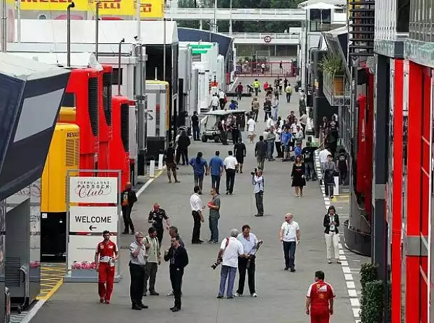 Fahrerlager Monaco Paddock Titel-Bild zur News: Fahrerlager Monaco Paddock