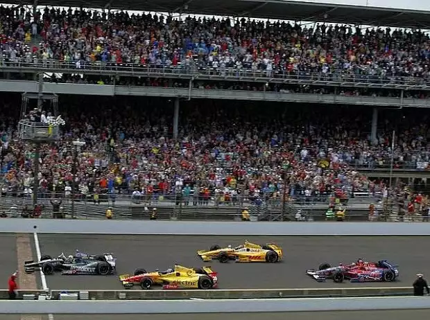 Tony Kanaan, Carlos Munoz, Marco Andretti, Ryan Hunter-Reay Titel-Bild zur News: Tony Kanaan, Carlos Munoz, Marco Andretti, Ryan Hunter-Reay