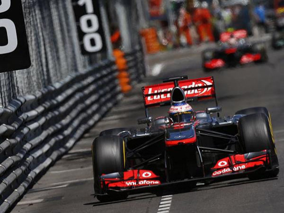 Jenson Button, Sergio Perez
