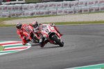 Ben Spies vor Andrea Dovizioso 