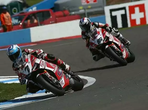 Carlos Checa, Ayrton Badovini Titel-Bild zur News: Carlos Checa, Ayrton Badovini