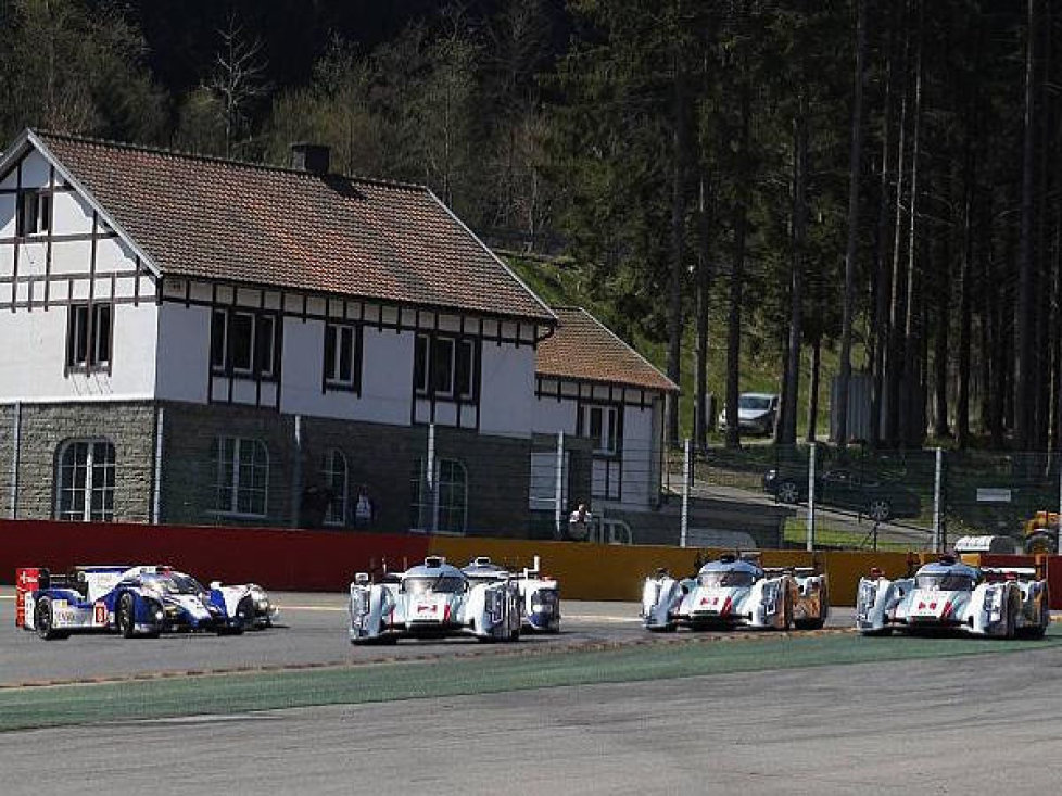 Tom Kristensen, Loic Duval, Allan McNish, Lucas di Grassi, Marc Gene, Oliver Jarvis, Marcel Fässler, Benoit Treluyer