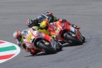 Andrea Iannone vor Michele Pirro 