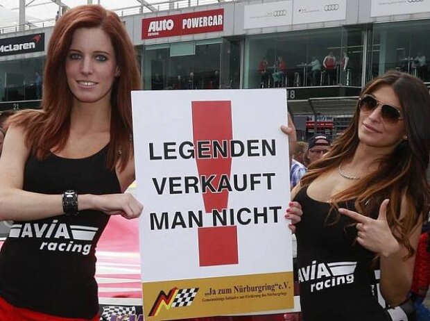 Titel-Bild zur News: Legenden verkauft man nicht Nürburgring Nordschleife Girls