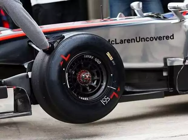 Jenson Button, Testreifen Titel-Bild zur News: Jenson Button, Testreifen