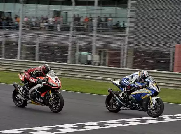 Sylvain Guintoli Marco Melandri Titel-Bild zur News: Sylvain Guintoli Marco Melandri