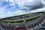 Das Nationwide-Rennen auf dem Iowa Speedway musste für 70 Minuten unterbrochen werden